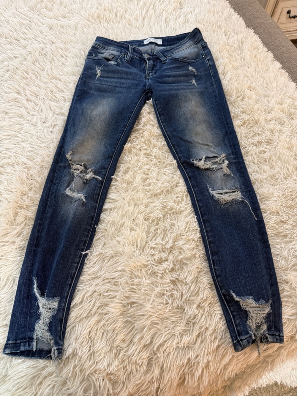BKE Women's Dark Blue Distressed Skinny Jeans
